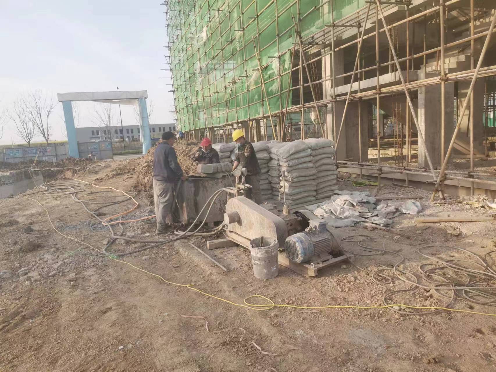 屏边别墅下沉注浆